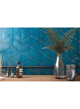 SCALE TRIANGOLO ELECTRIC BLUE 10.8X12.4cm - ΚΕΡΑΜΙΚΑ ΤΡΙΓΩΝΑ ΠΛΑΚΑΚΙΑ ΚΟΥΖΙΝΑΣ